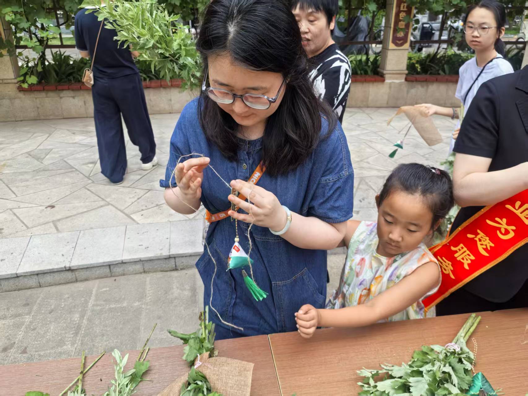 蠡县艾草4.jpg